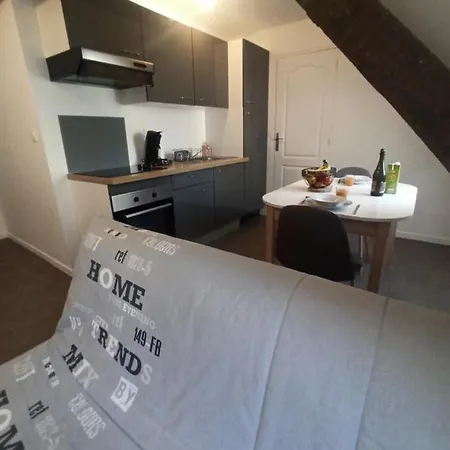 Apartamento Spacieux Et Confortable En Hyper Centre Ernée
